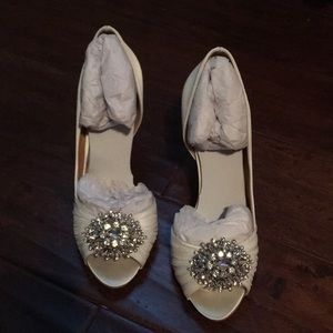 Badgley Mischka Ivory Wedding Heels